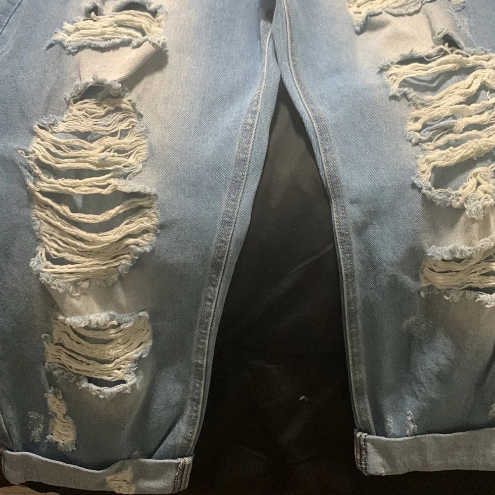 Denim Ripped Jeans - Picture 4 of 4